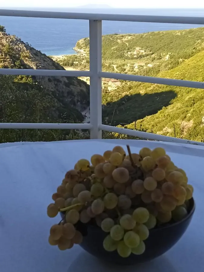 Tolis Rooms Himarë