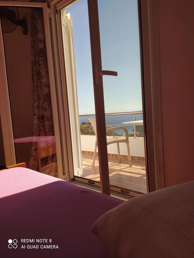 Tolis Rooms Himarë
