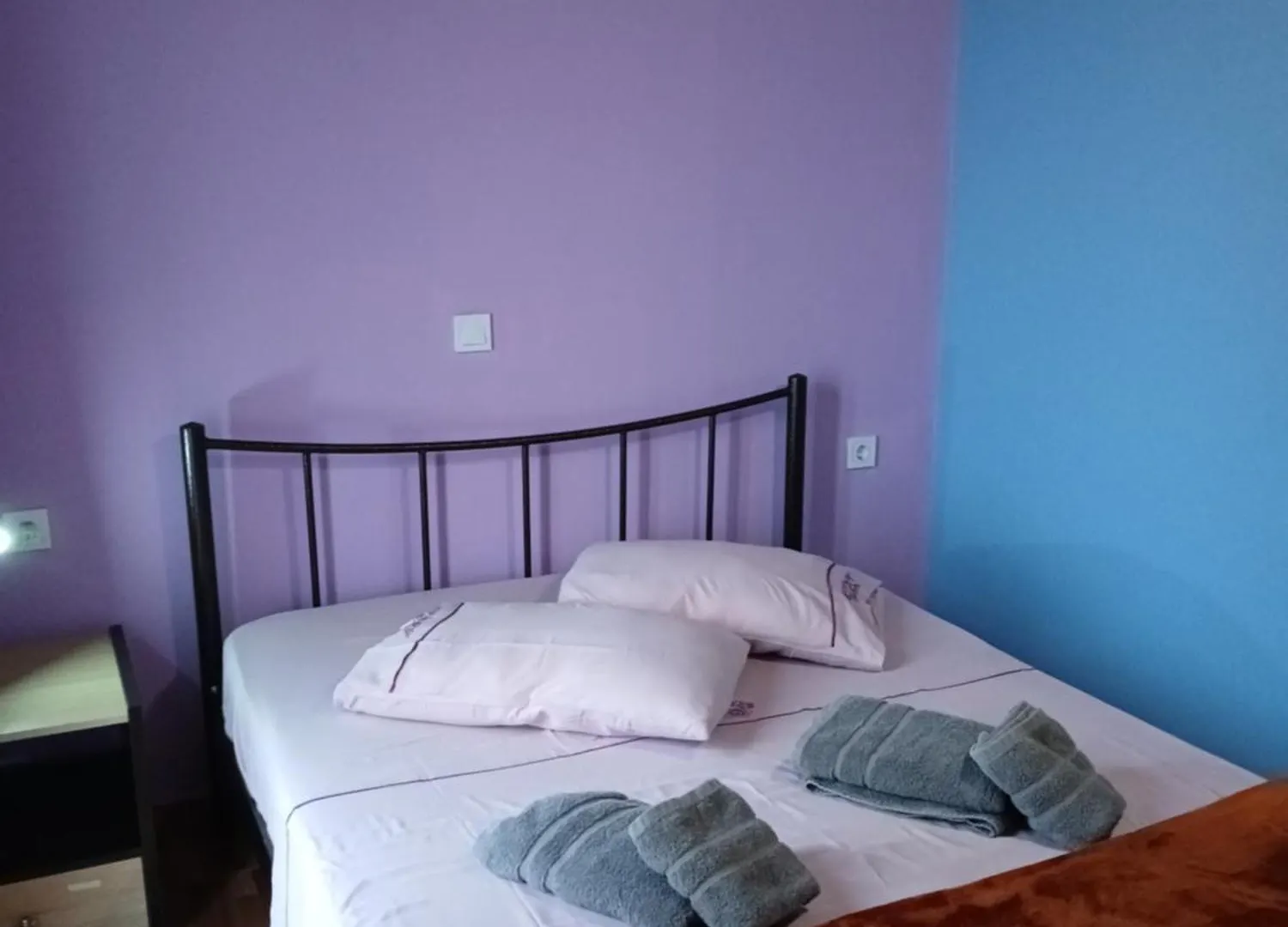 Tolis Rooms Himarë Apartamento