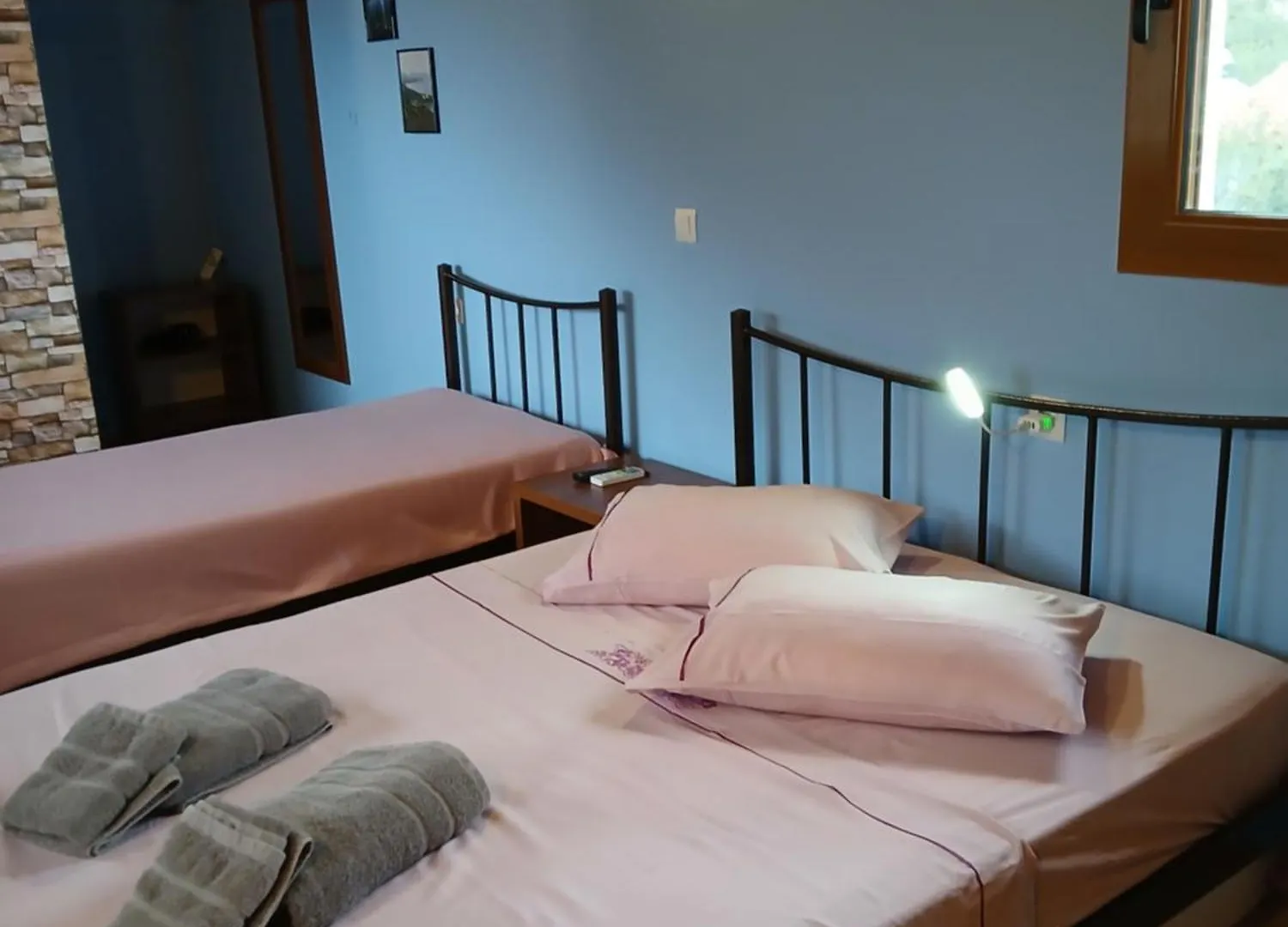 Tolis Rooms Himarë