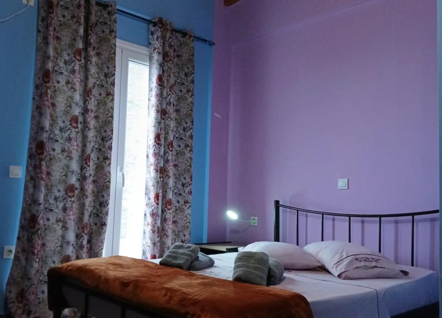 Tolis Rooms Himarë 0*,  Albania