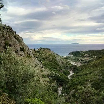 Appartamento Tolis Rooms Himare